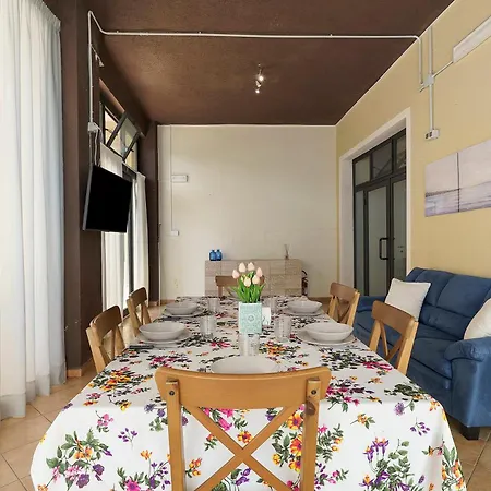 Apartament Loredana's House *